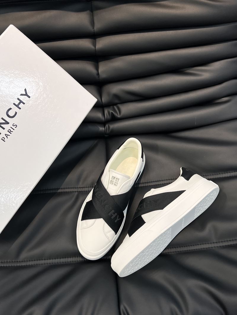 Givenchy Sneakers